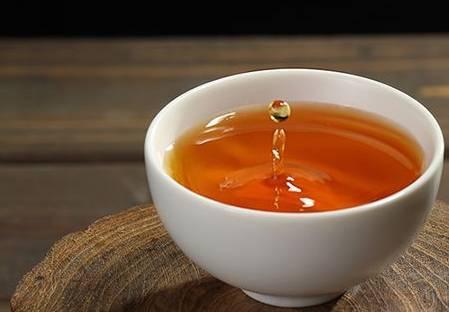 红茶中检测出农药残留，日常中购买的红茶你还敢喝吗?